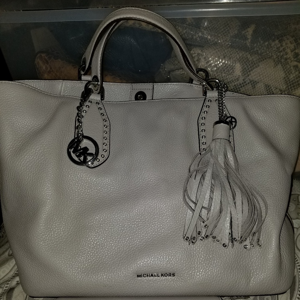 Michael Kors large grey bag and wallet